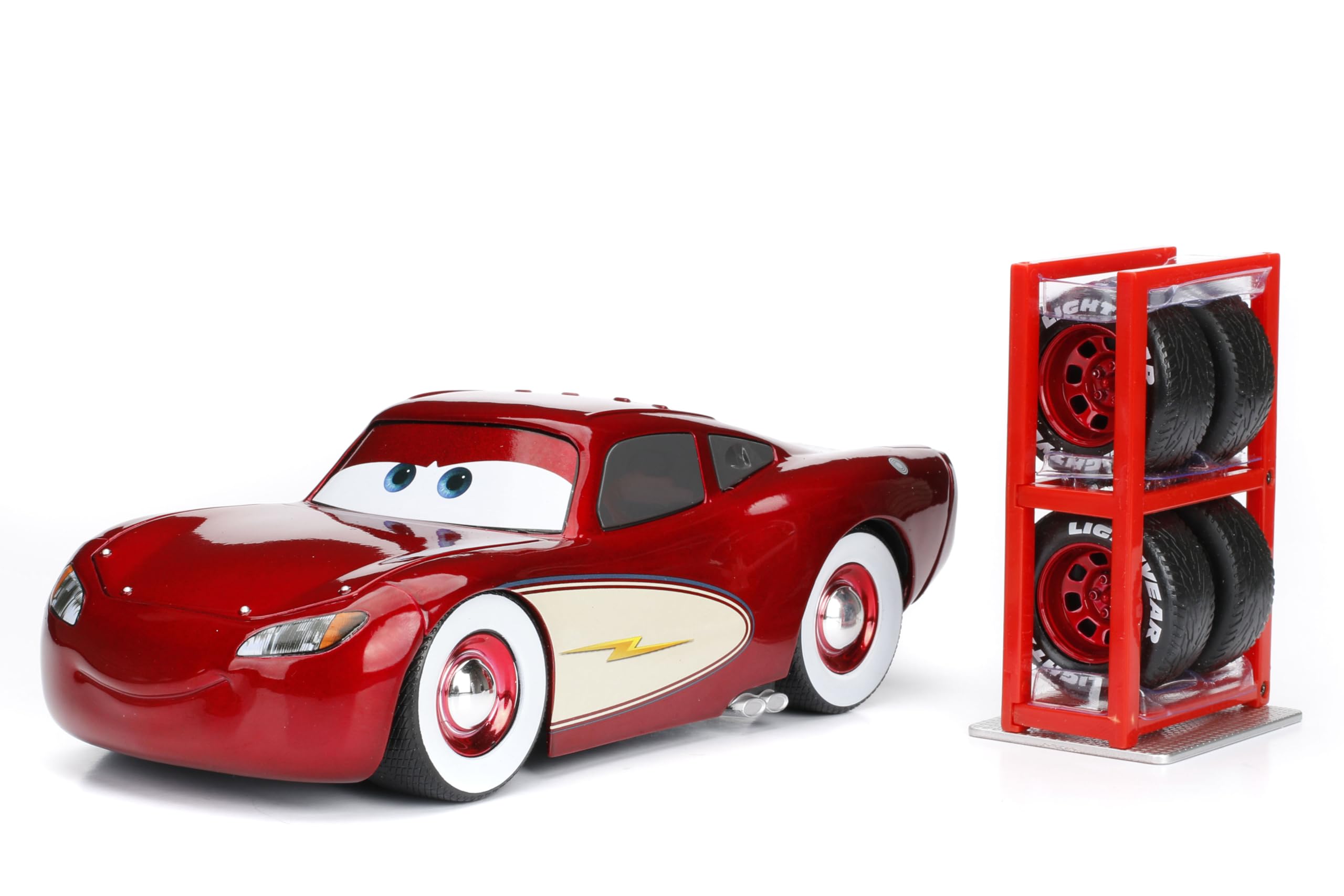 Amazon.com: Disney Pixar Cars 1:24 Cruising Lightning McQueen Die