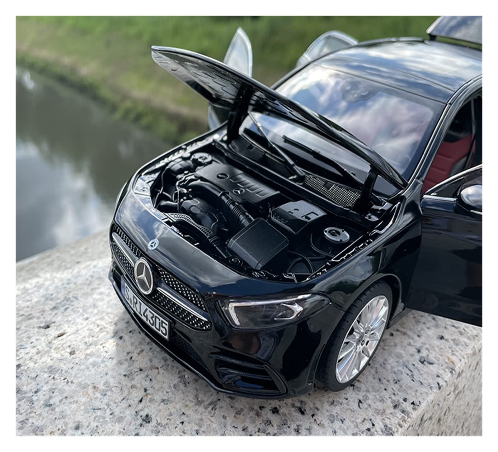 Amazon.co.jp: ミニカー スケールモデルカー 1:18 スケールメルセデス