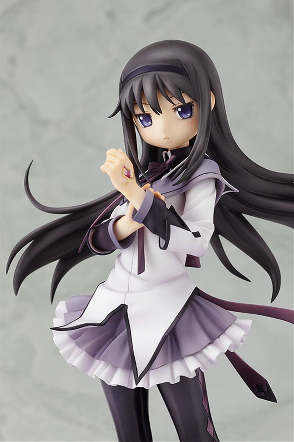 Amazon.co.jp: 魔法少女まどか☆マギカ 暁美ほむら (1/8スケール PVC