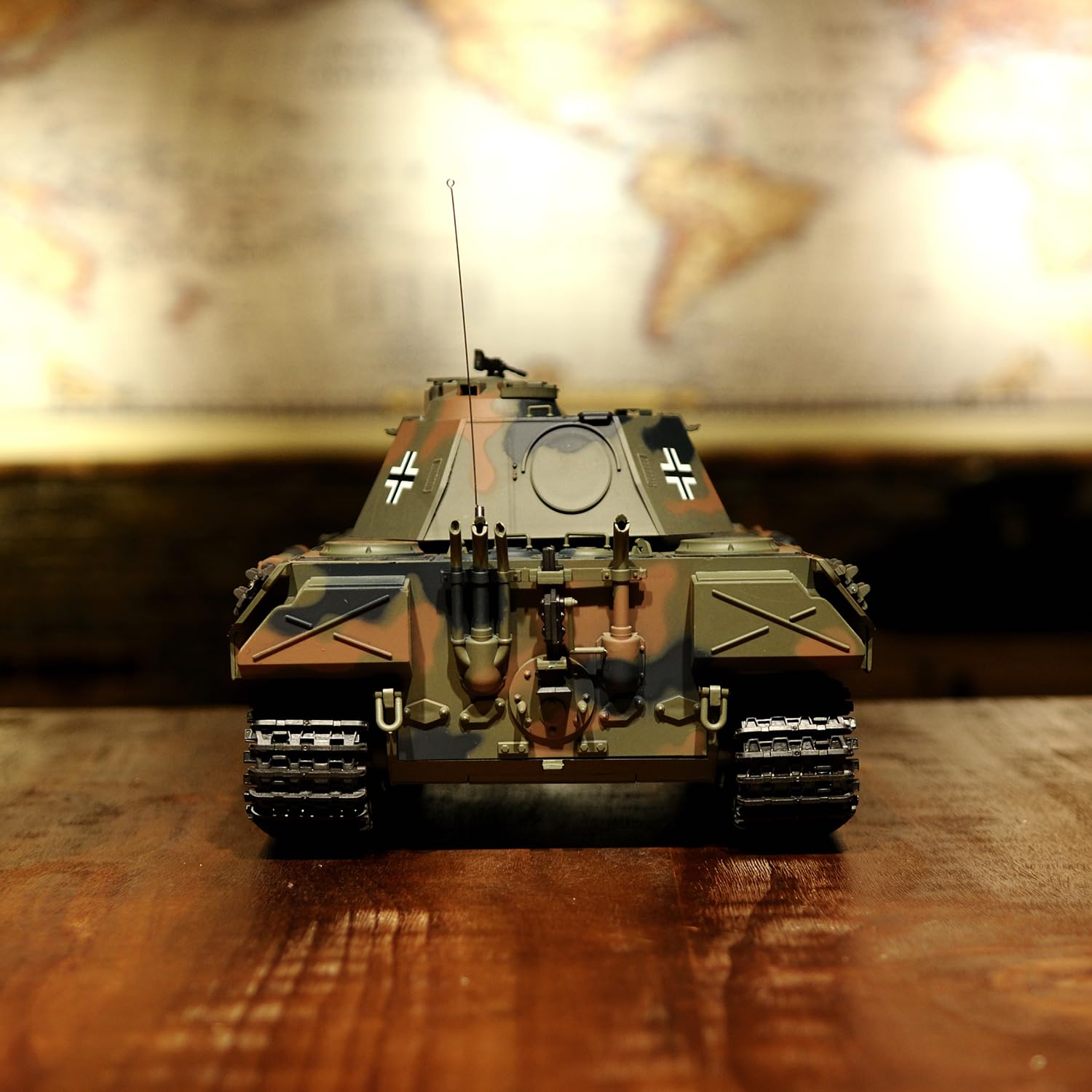 Amazon.co.jp: HengLong 1:16ドイツ軍パンターA型中戦車 3819 V号戦車