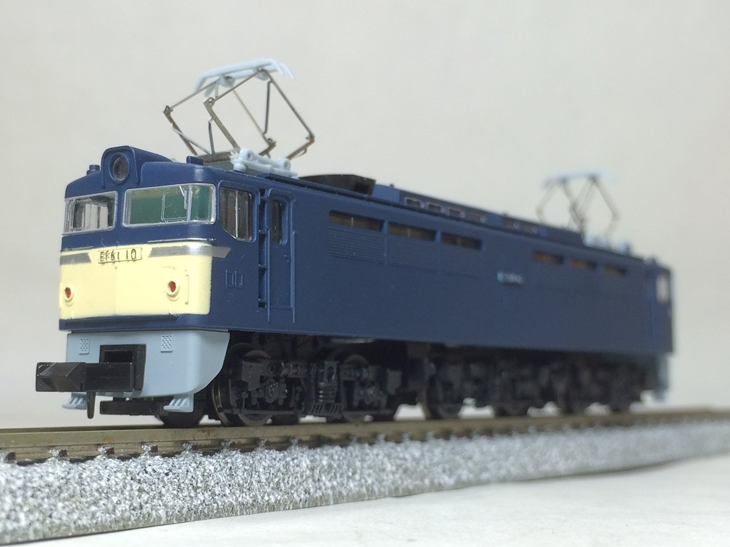Amazon.co.jp: マイクロエース Nゲージ EF61-10・青色 A3602 鉄道模型