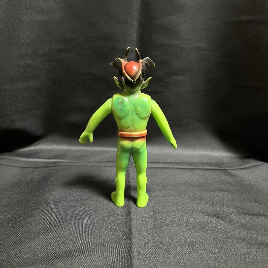 Amazon.co.jp: 当時物 タカトク デビルマン ソフビ : おもちゃ