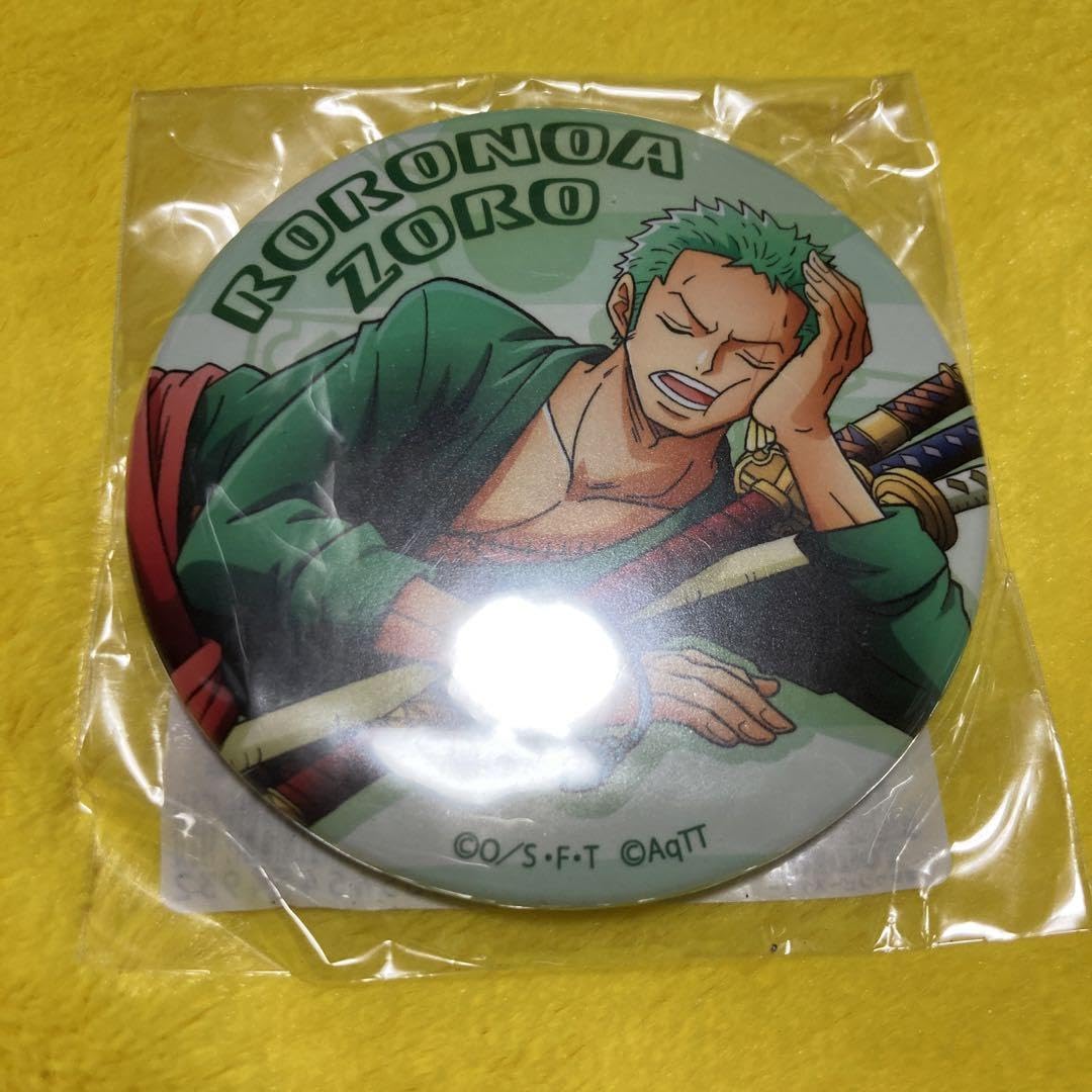 Amazon.co.jp: 東京ワンピースタワー ロロノア・ゾロ お昼寝缶バッジ
