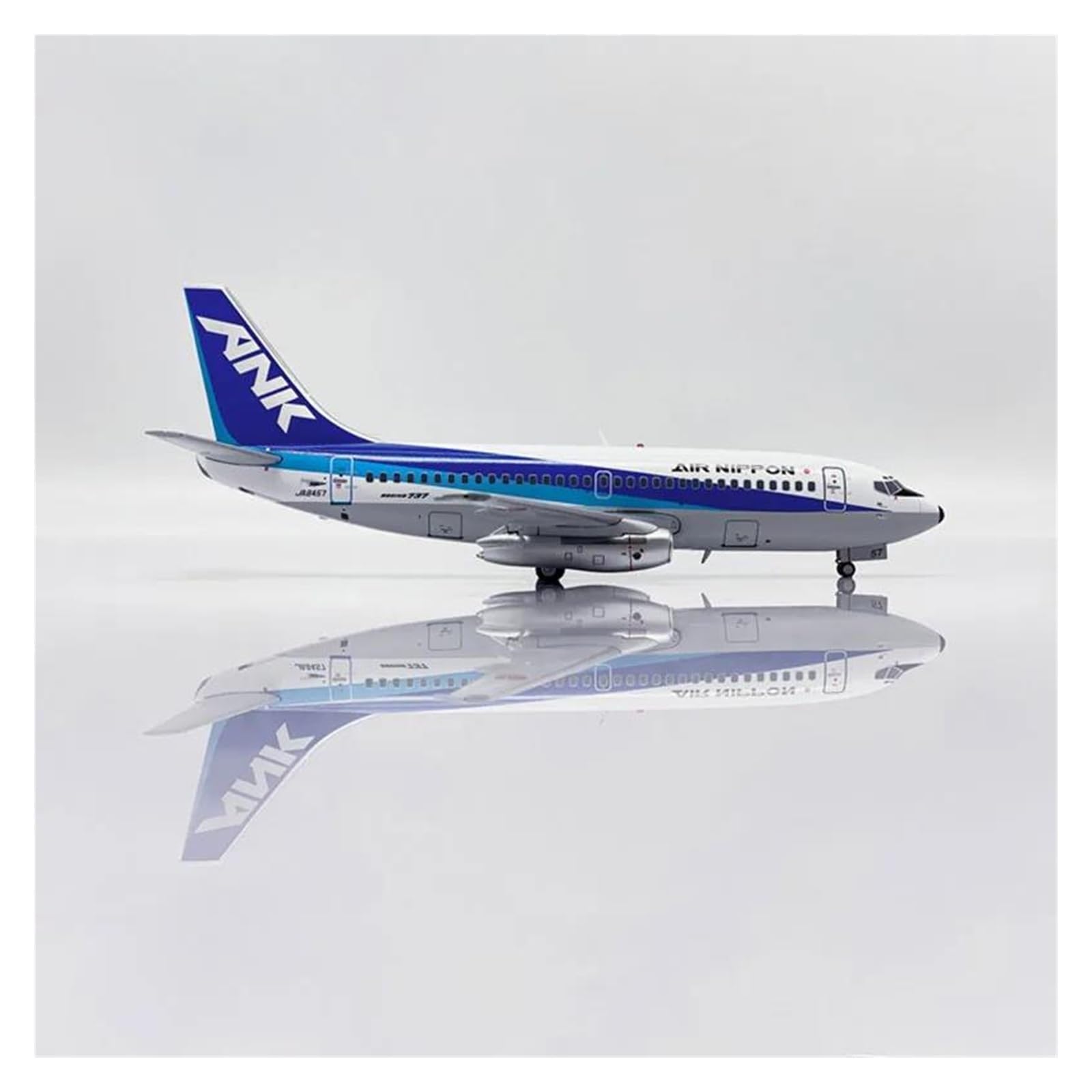Amazon.co.jp: 飛行機模型飛行機おもちゃの飛行機模型 全日空 B737-200