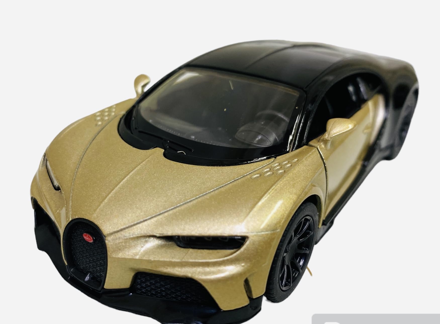 Amazon.co.jp: kinsmart ブガッティ・シロン・スーパースポーツ 1:38