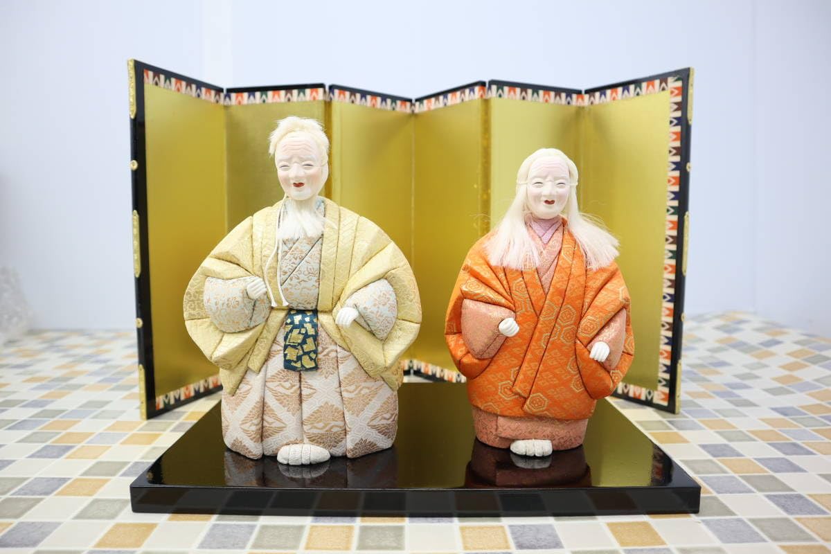 Amazon.co.jp: △日本人形 ｜高砂人形 翁 媼 2体 セット｜岩田屋 台座
