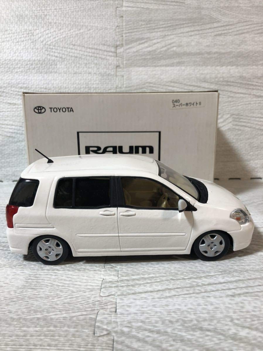 Amazon | 1/24 トヨタ ラウム RAUM カラーサンプル ミニカー 非売品