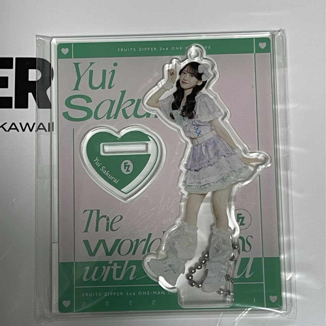 Amazon.co.jp: FRUITS ZIPPER 櫻井優衣 アクリルスタンド アクスタ