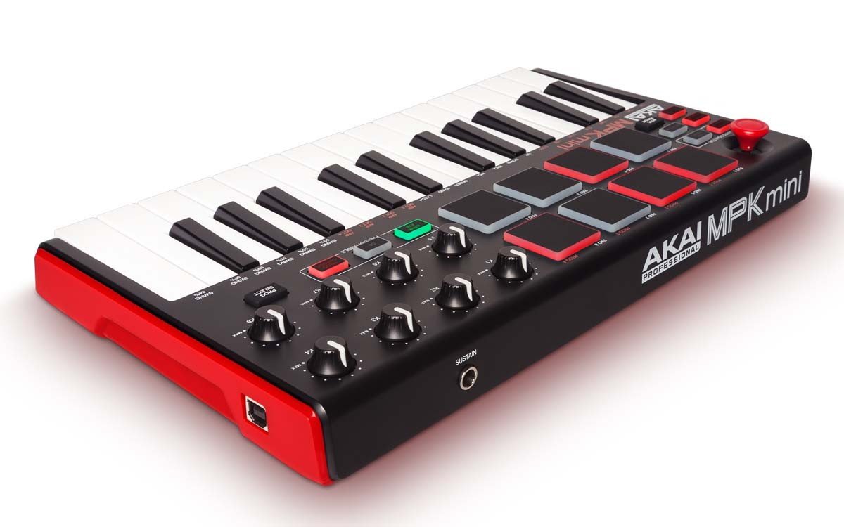 Amazon | Akai Professional USB MIDIキーボードコントローラー 8