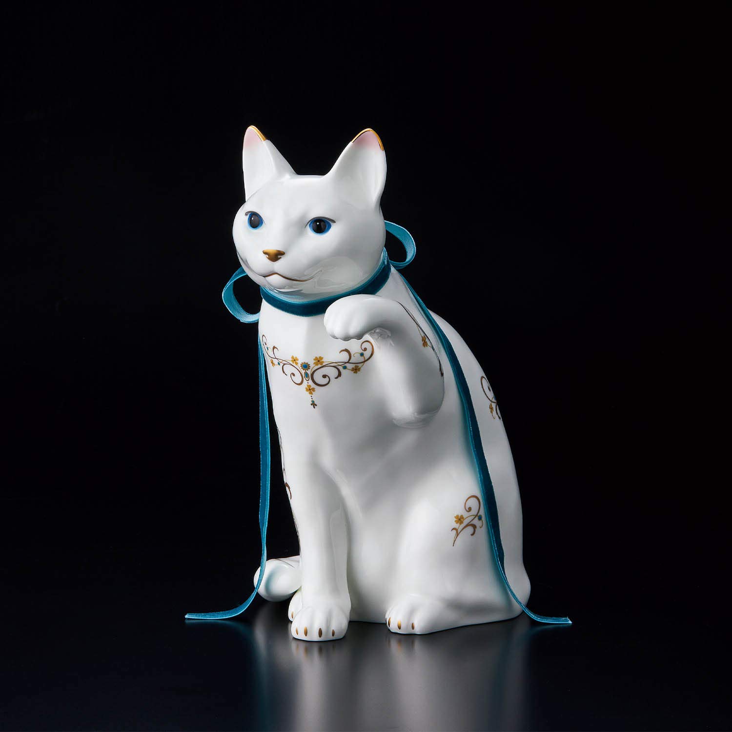 Amazon.co.jp: Noritake ノリタケ 置物 高さ約26.5cm・幅約14.5cm