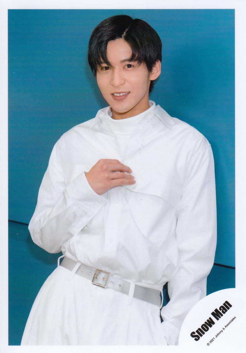 Amazon.co.jp: Snow Man 公式 生 写真（目黒蓮）SM00767 : おもちゃ