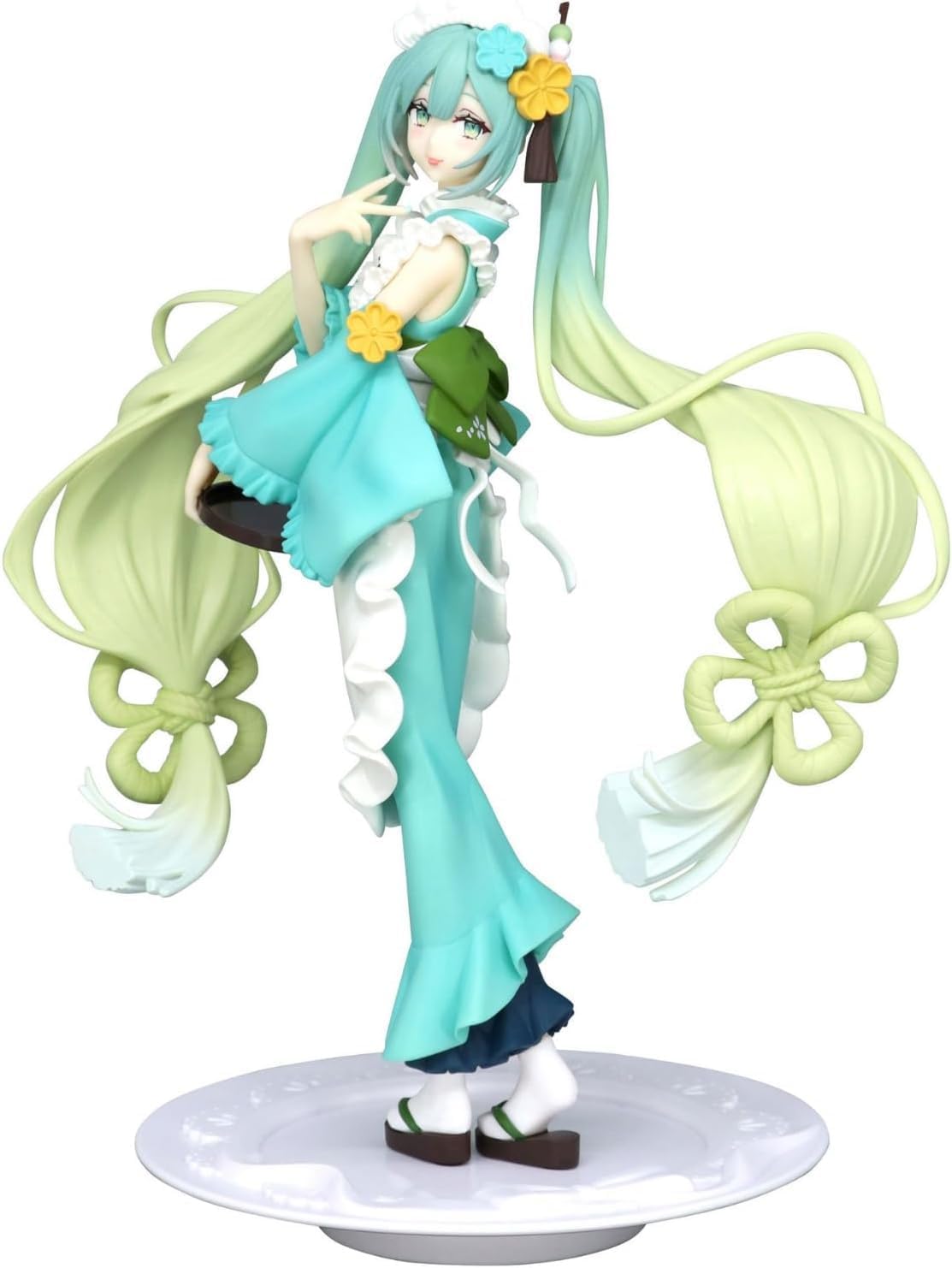 Amazon.com: Furyu Hatsune Miku: Matcha Parfait Mint Sweet Sweets
