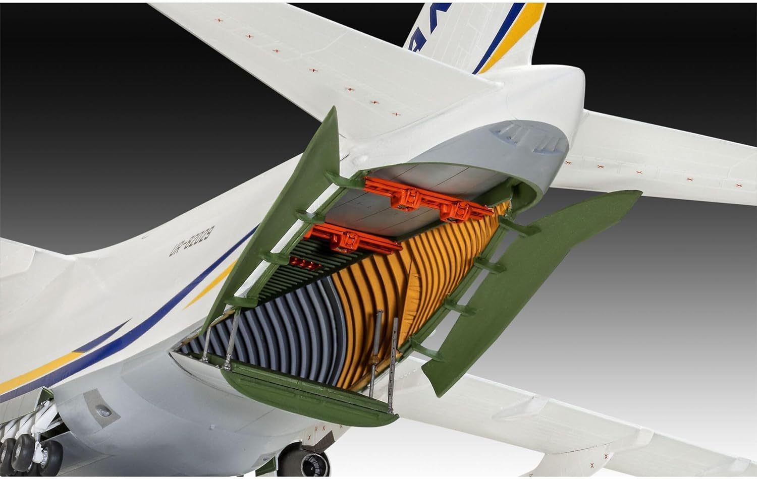 Amazon | ドイツレベル(Revell) 1/144 アントノフ An-124 Ruslan