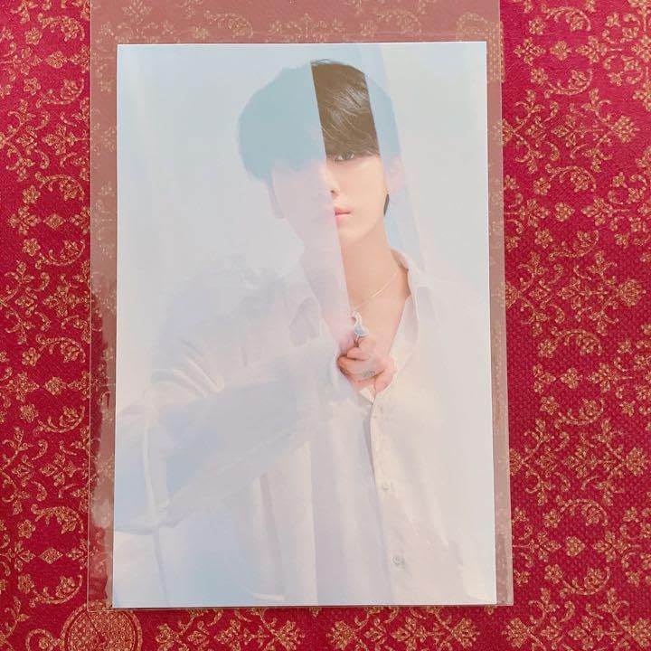 Amazon.co.jp: BTS PROOF ユニバ ラキドロ当選クレカ グク（おまけ付