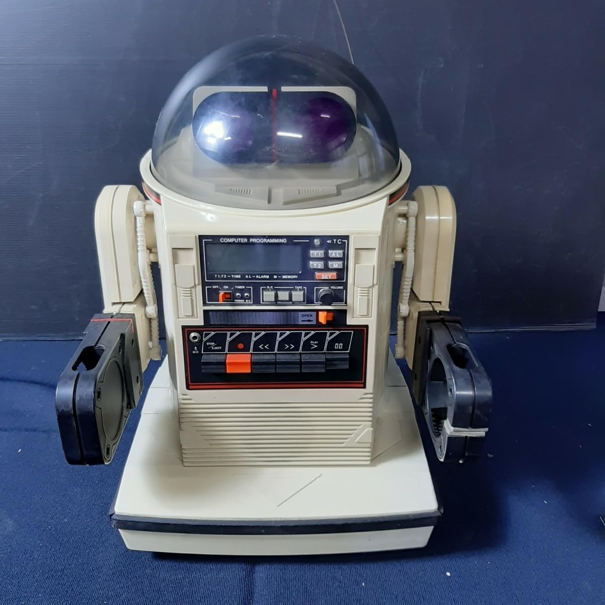 Amazon.co.jp: オムニボット カセットプレーヤー 玩具 ロボット