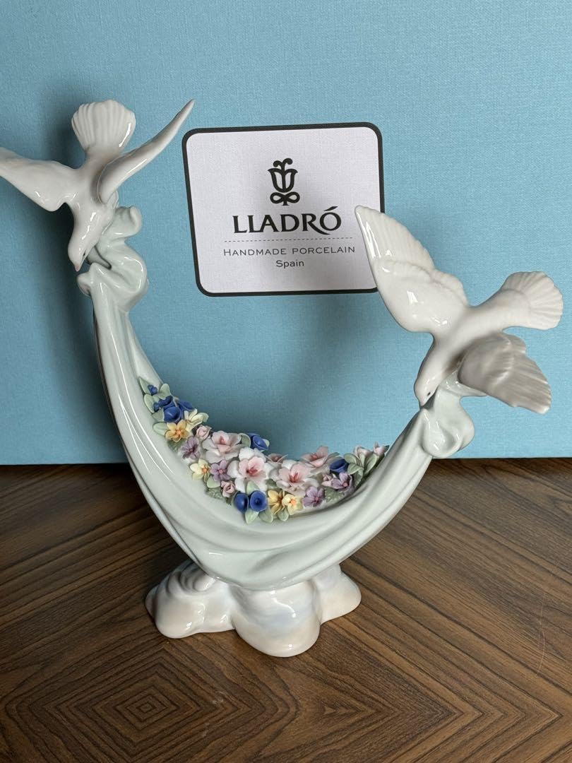 ♡リヤドロ♡ LLADRO 平和の花かご花ハト鳩