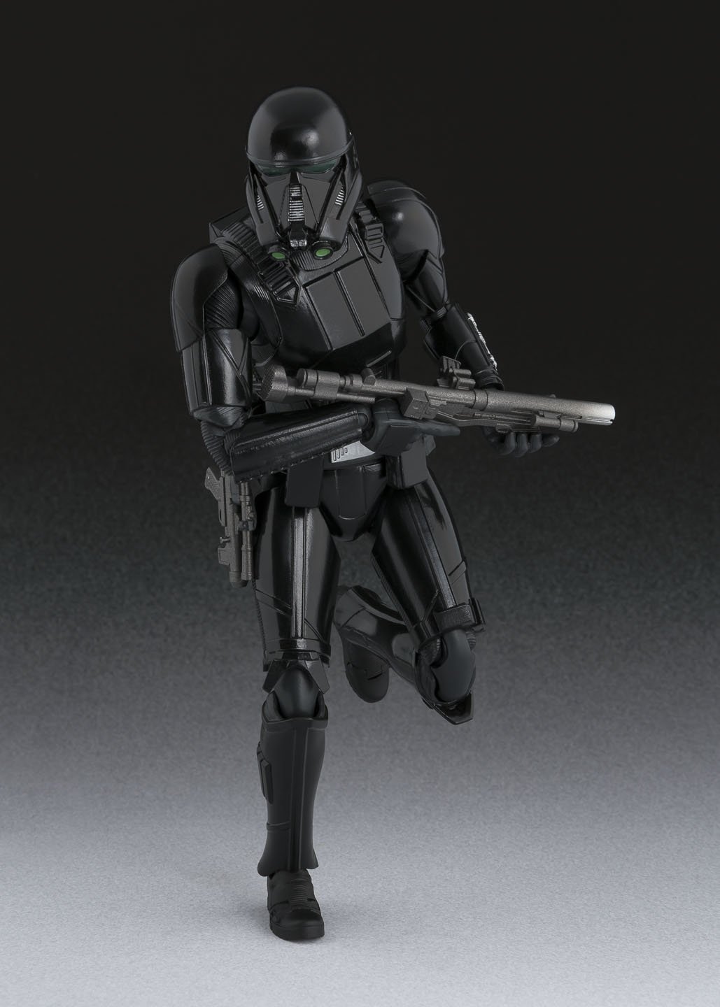 Amazon.com: S.H.Figuarts - Death Trooper (Rogue One: A Star Wars