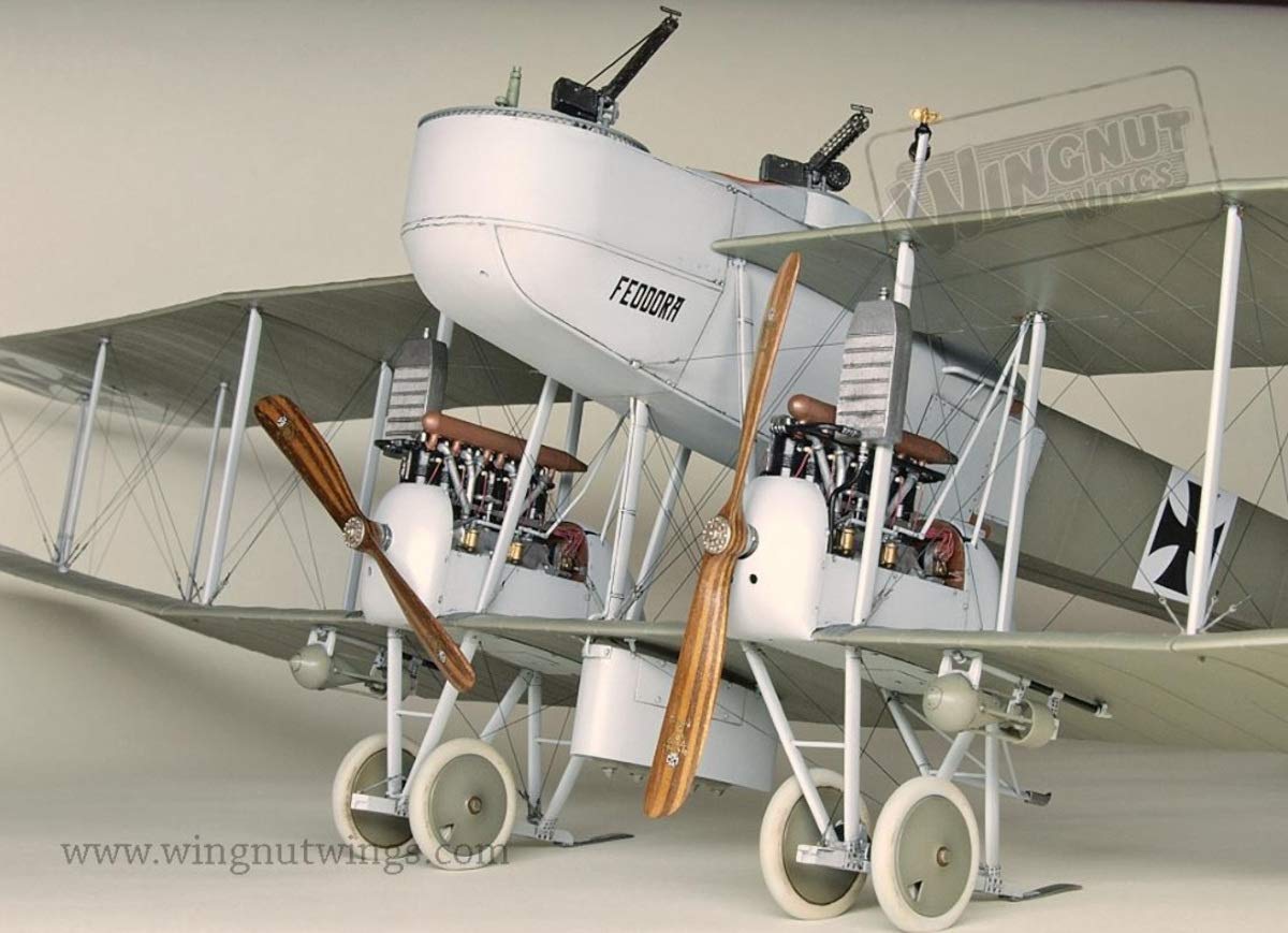 Amazon | ウィングナットウィングス 1/32 ドイツ空軍 ゴータ G.1 爆撃