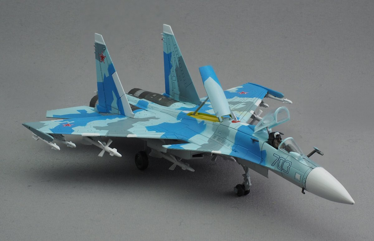 Amazon | トミーテック 技MIX 技AC602 仮想空自 飛行教導群/ロシア空軍
