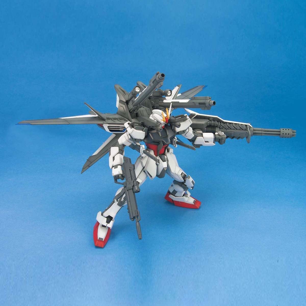 Amazon | MG 機動戦士ガンダムSEED ストライクガンダム IWSP 1/100