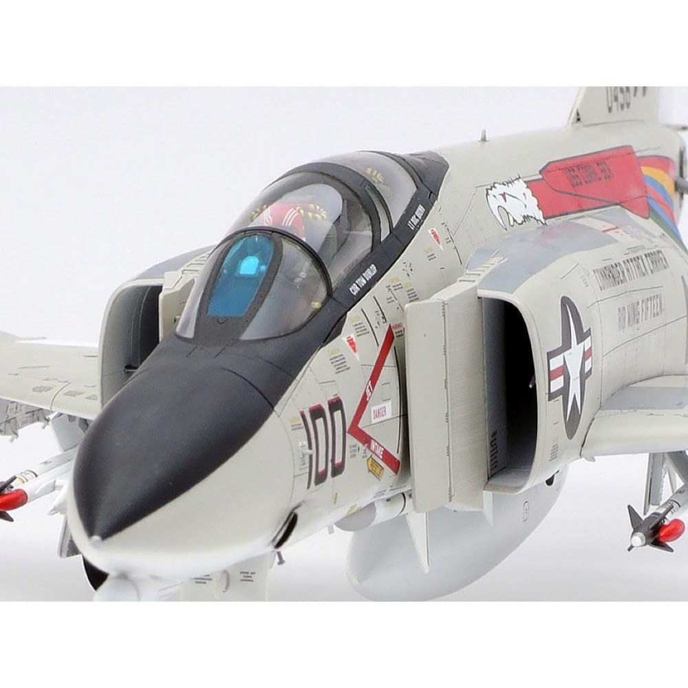 Amazon.com: Tamiya 61121-000 Vehicle 61121 1:48 F-4B Phantom II