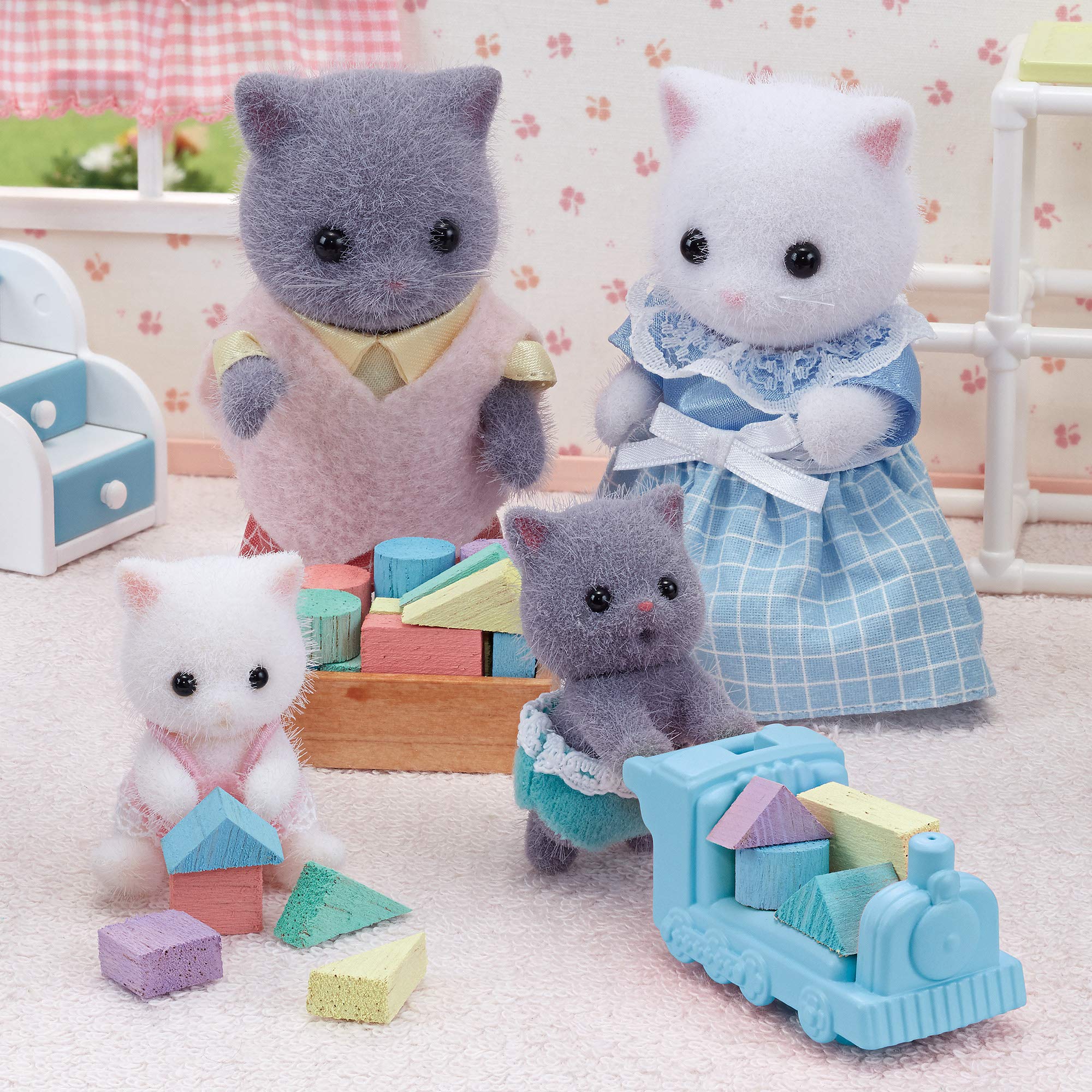 Amazon | シルバニアファミリー 人形 【 ペルシャネコのふたごちゃん