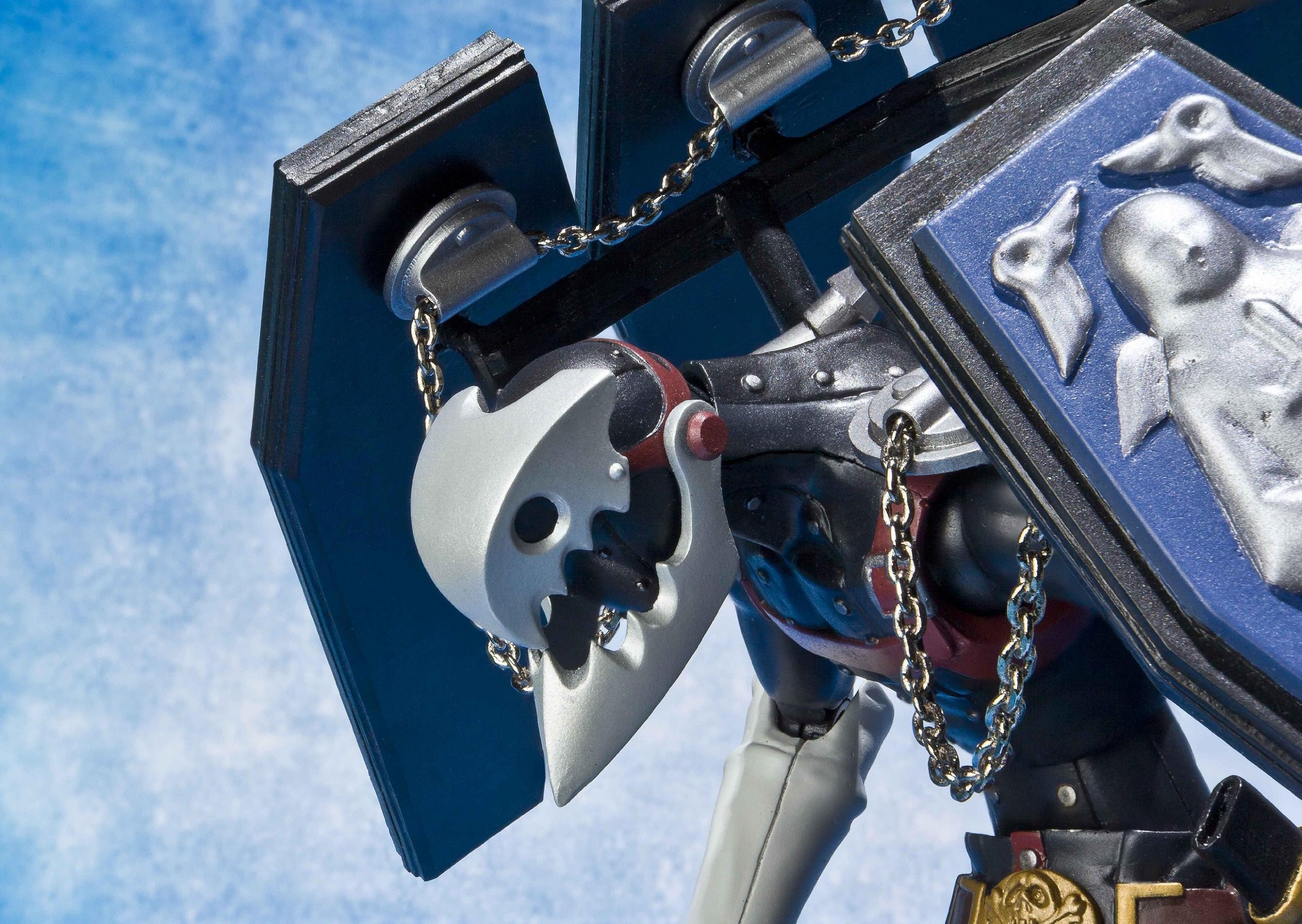 Amazon.co.jp: TAMASHII NATIONS D-Arts タナトス : ホビー