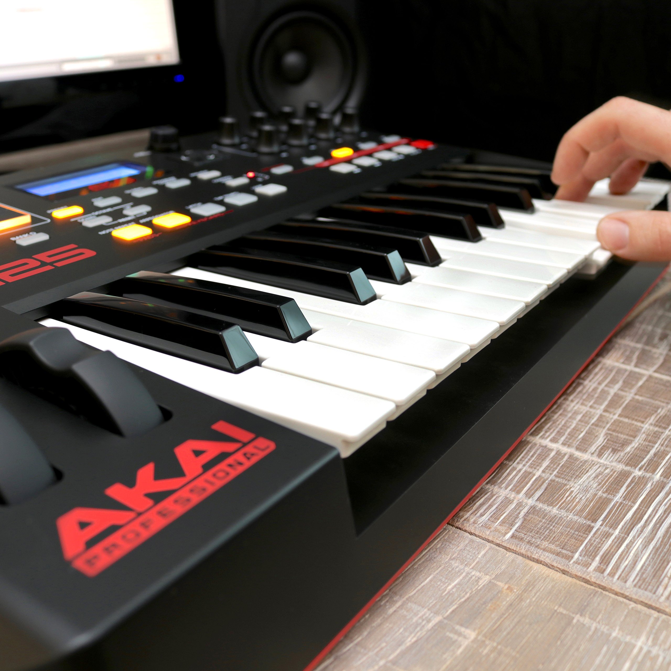 Amazon | AKAI professional アカイ / MPK225 フルサイズのセミ