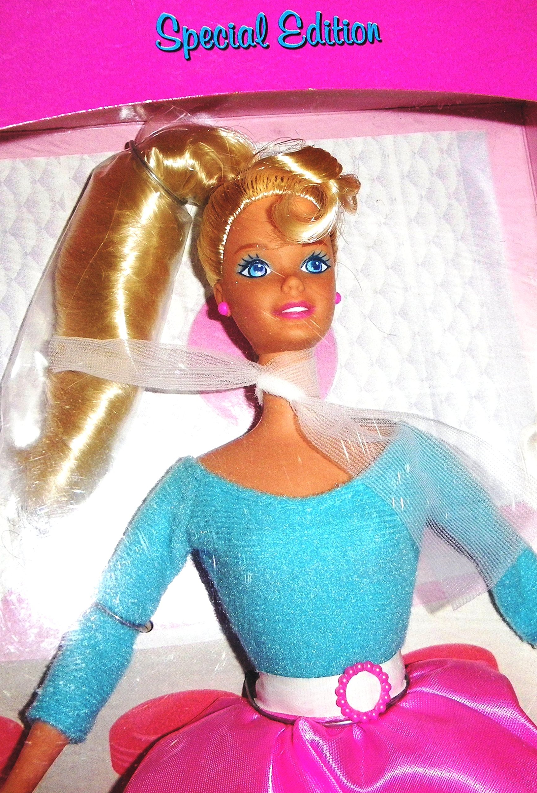 Amazon.com: Barbie 1996 Fifties Fun Doll : Toys & Games