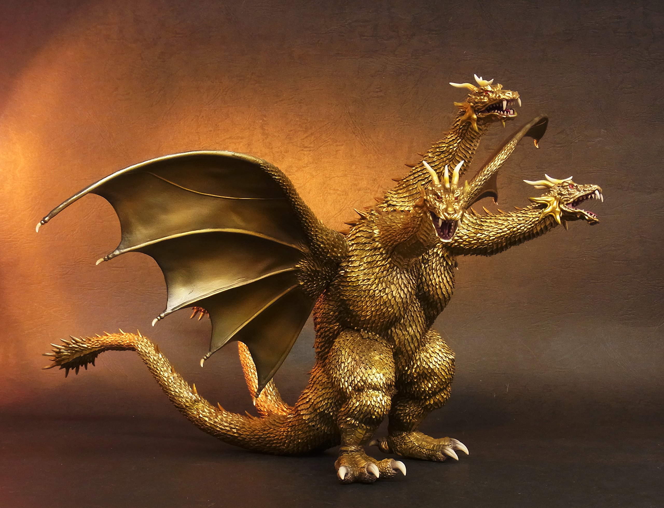 Amazon.co.jp: 東宝大怪獣シリーズ キングギドラ 2001年版 全高約300mm