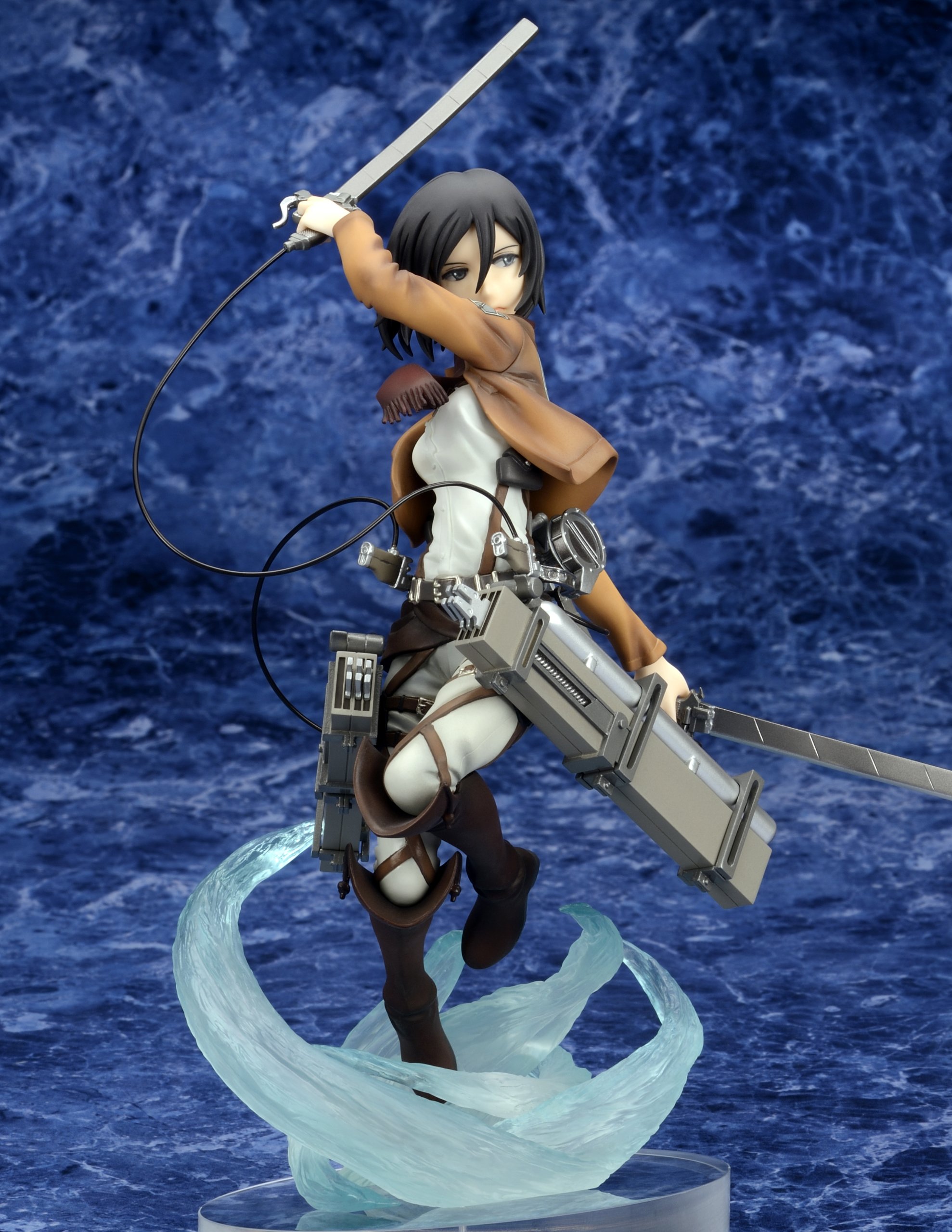 Amazon.co.jp: 進撃の巨人 ミカサ・アッカーマン (1/8スケール PVC製