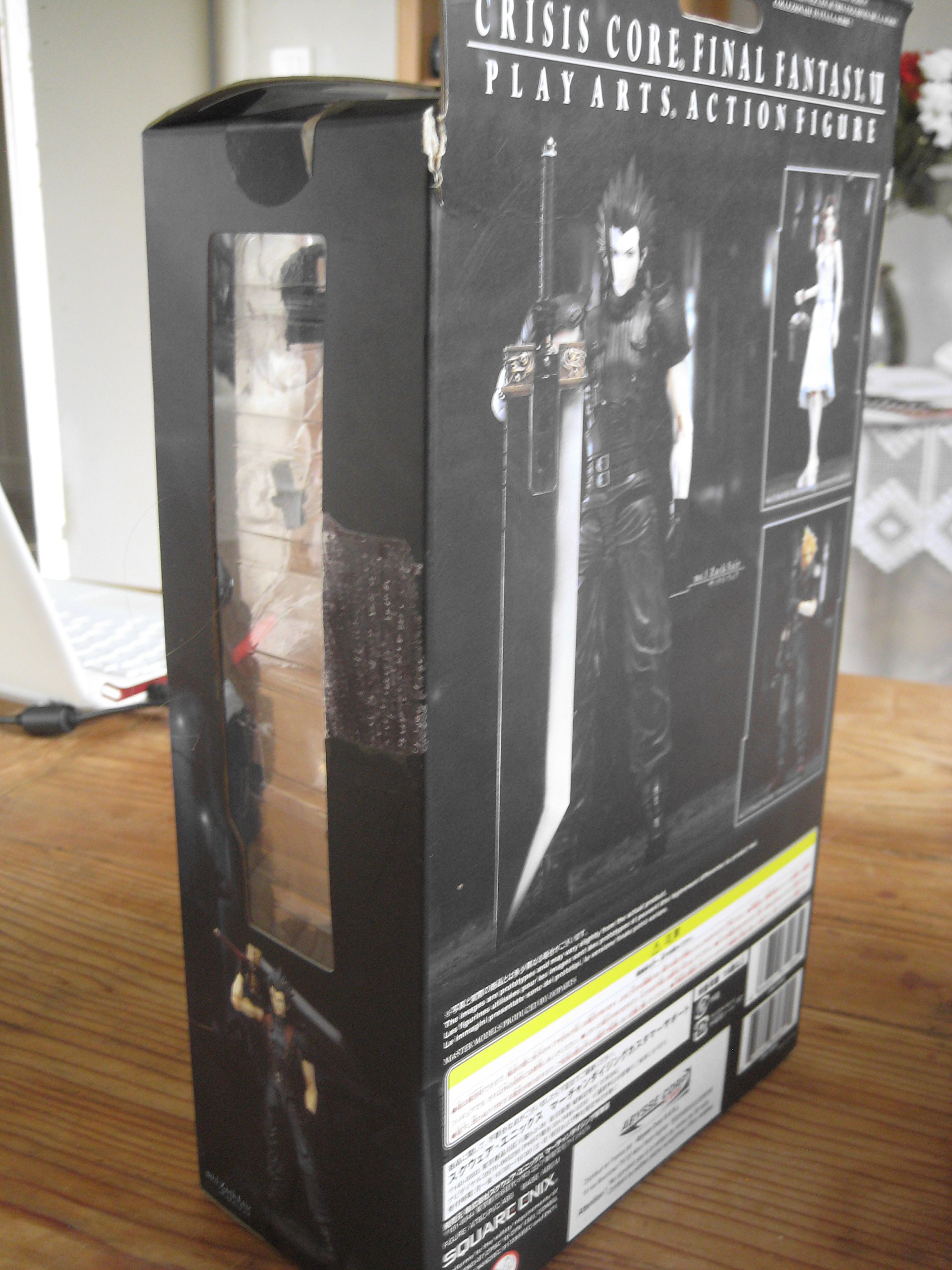 Amazon.com: Final Fantasy Crisis Core Play Arts Action Figure Zack