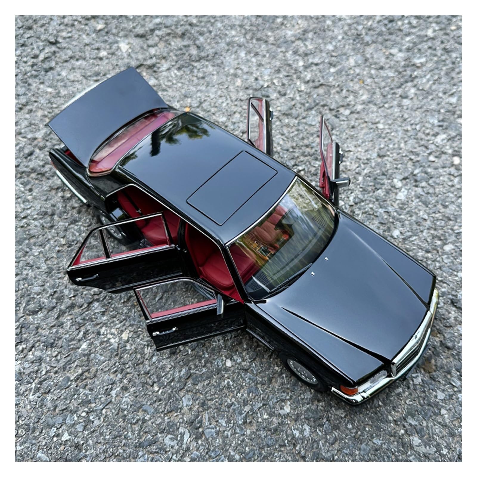 Amazon.co.jp: ミニカー スケールモデルカー 1:18 メルセデスベンツ