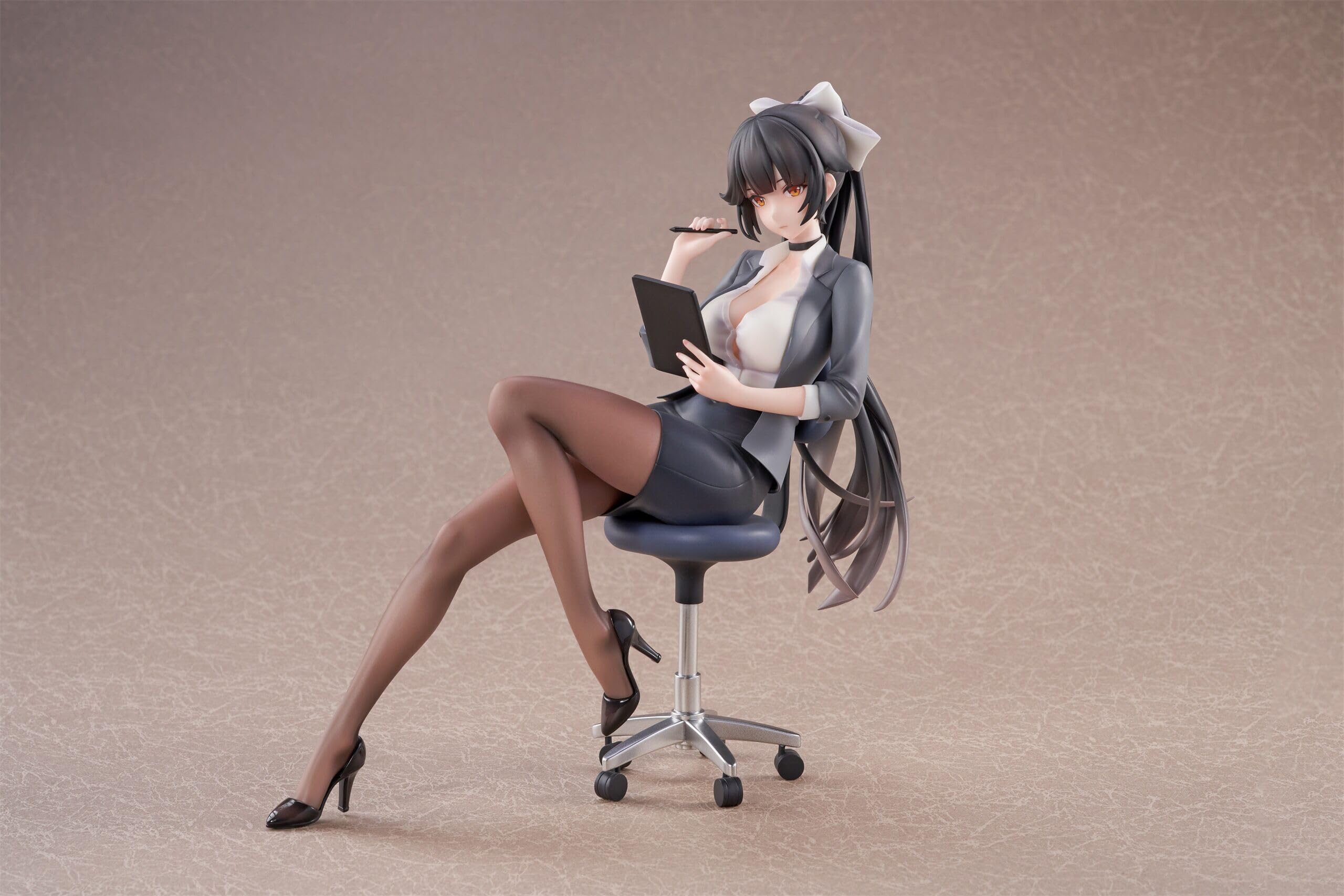 Amazon | アニゲーム アズールレーン 高雄 OL Ver. 全高約180mm（台座