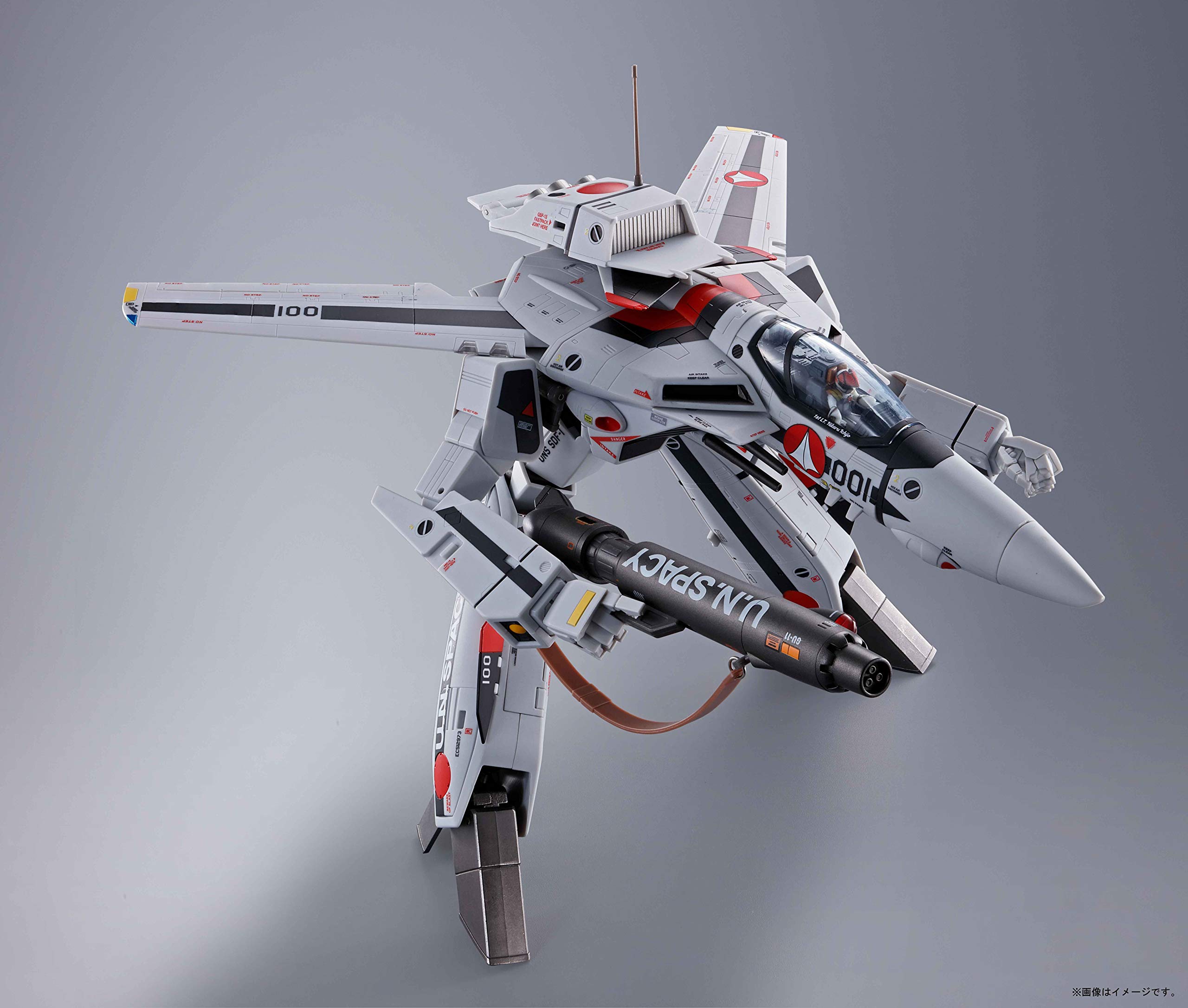 Amazon.com: Bandai DX Chogokin Movie Ver. VF-1S Valkyrie Ichijo