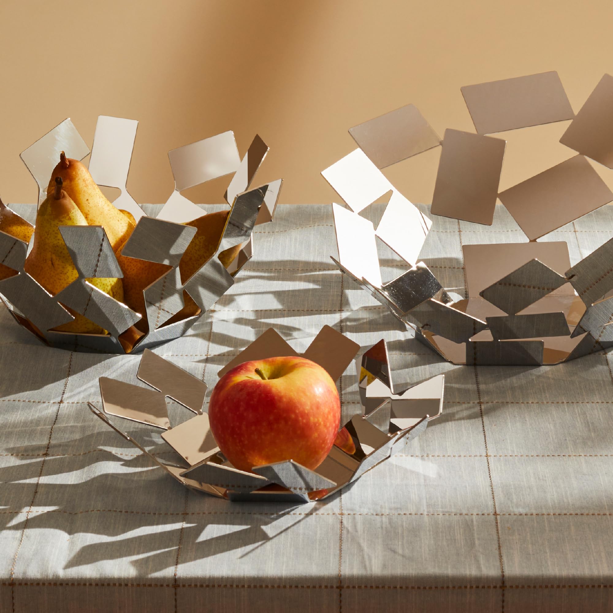 Amazon.com: Alessi La Stanza Dello Scirocco Fruit Basket Silver 10