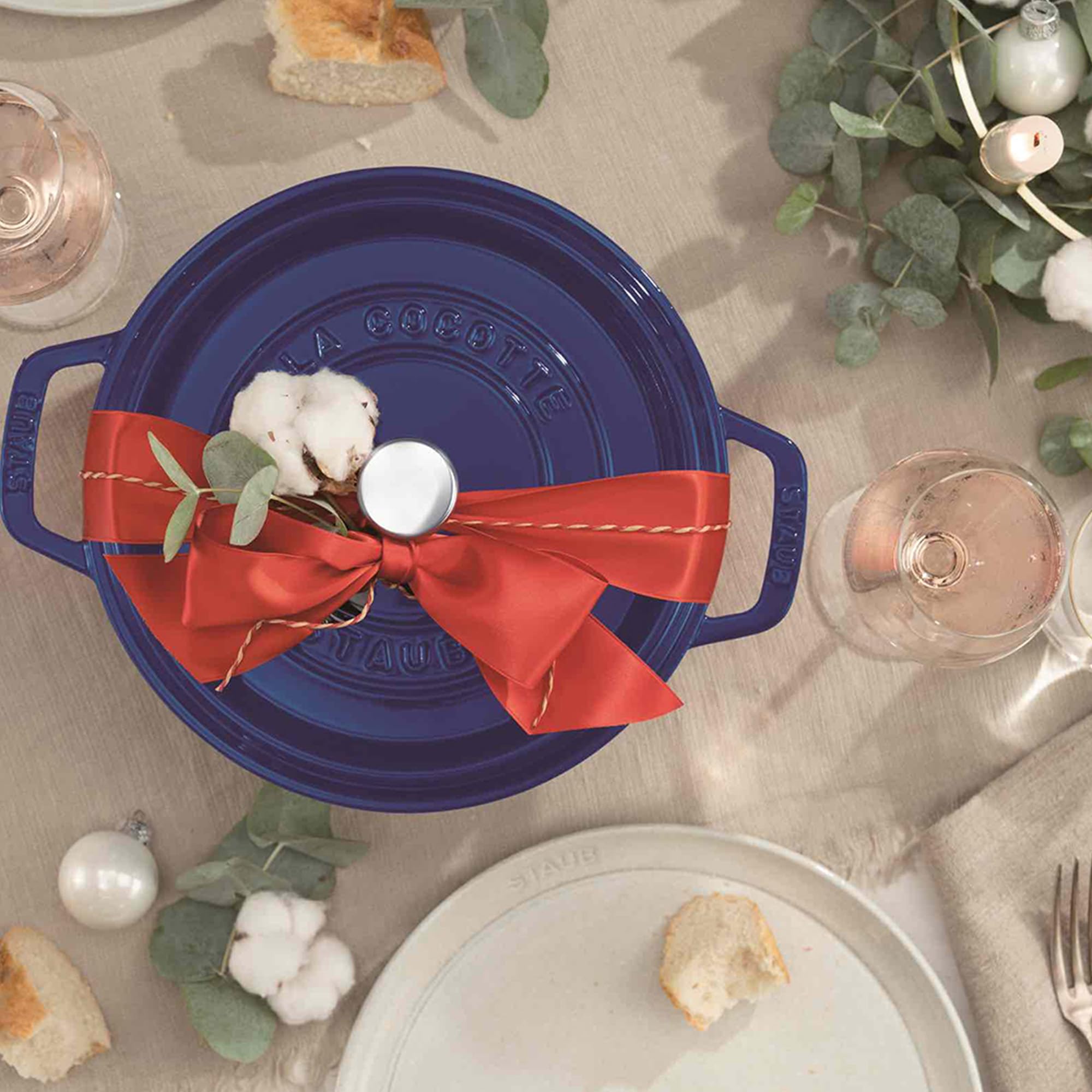 Amazon｜staub ストウブ ピコ・ココット ラウンド 18cm ロイヤルブルー
