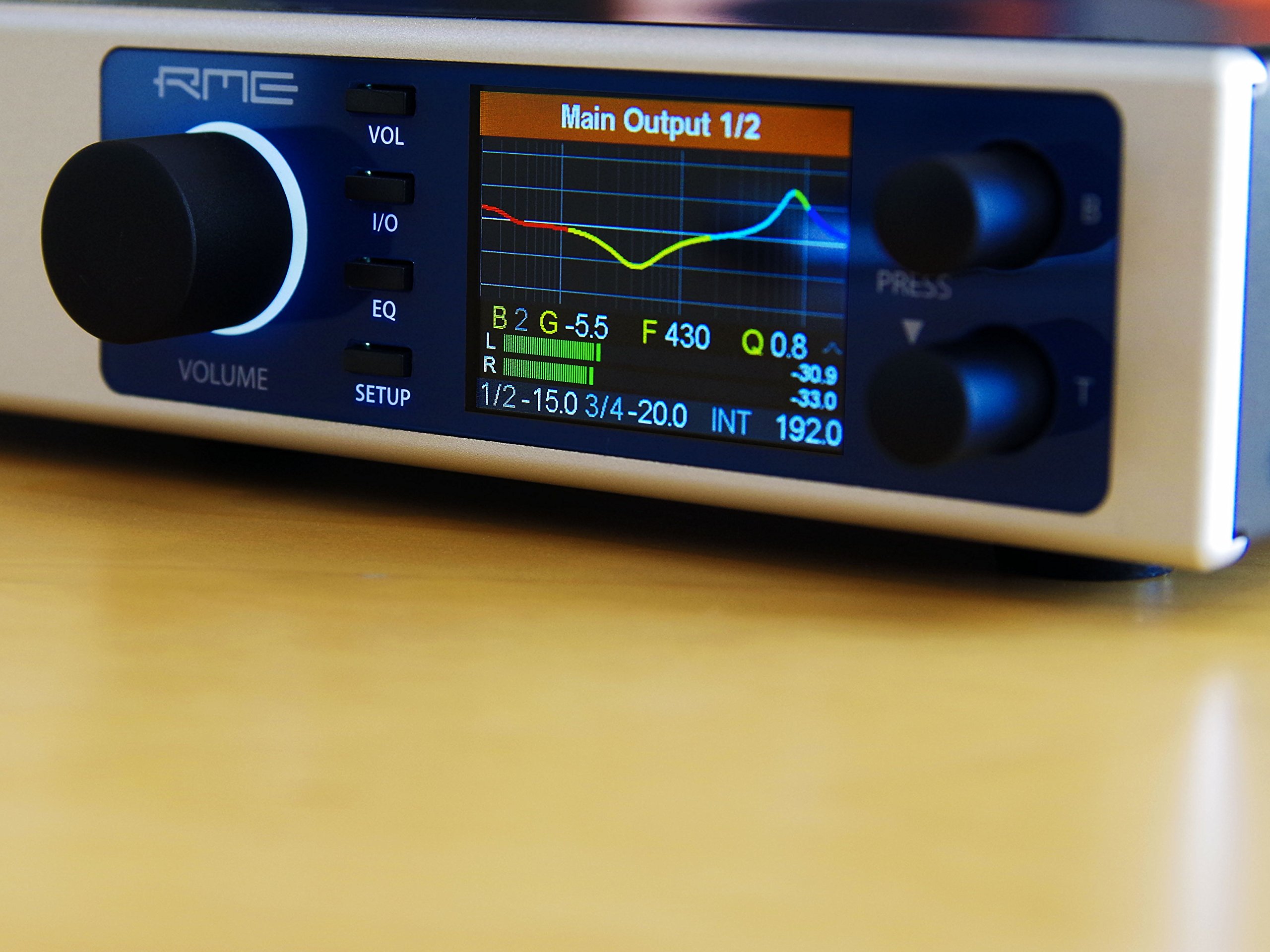 Amazon.co.jp: RME AD/DAコンバーター ADI-2 Pro FS : 楽器・音響機器