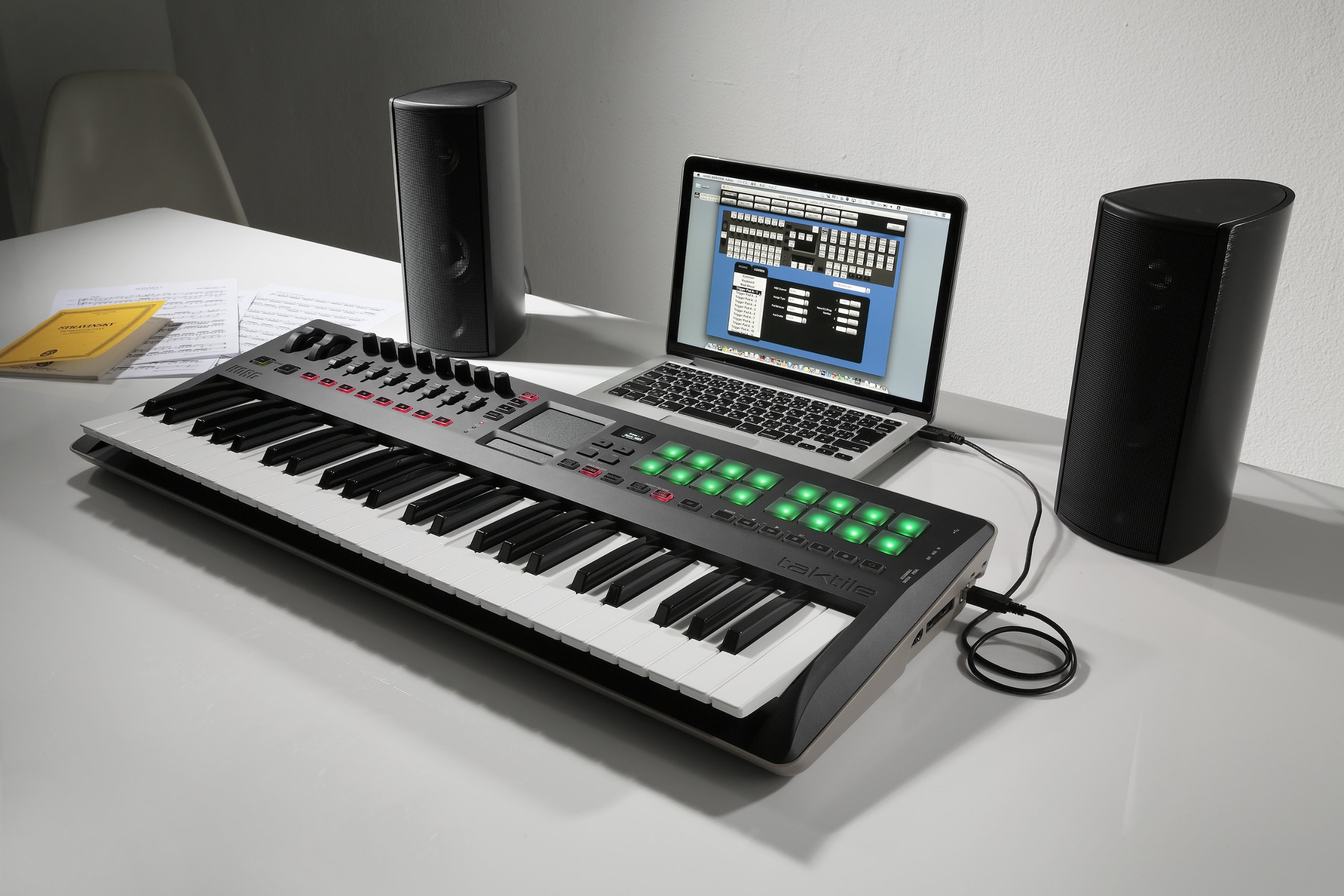 Amazon | KORG MIDIキーボード taktile-49 タクタイル 49鍵 | MIDI