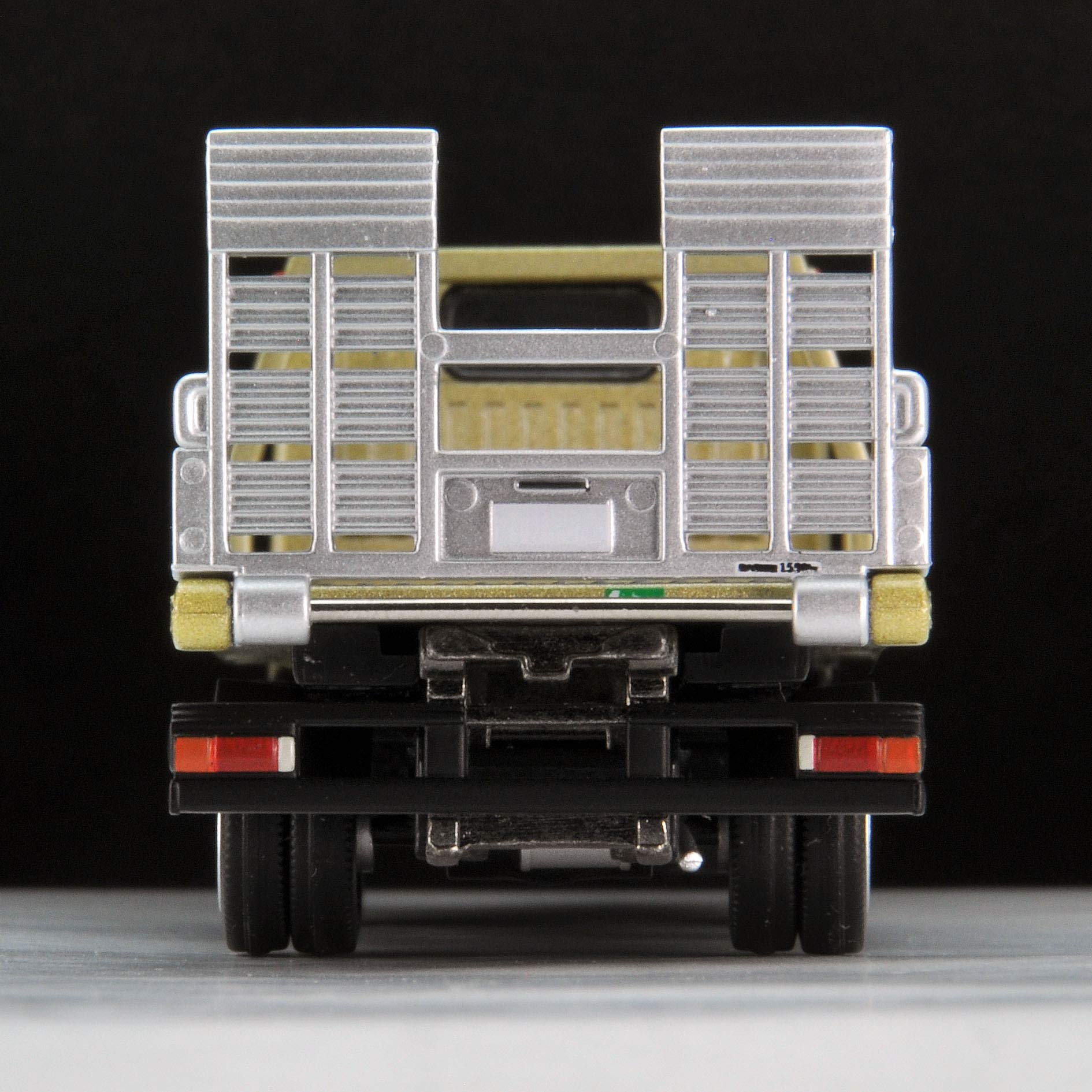 Amazon | トミカリミテッドヴィンテージ ネオ 1/64 TLV-N144c 日産