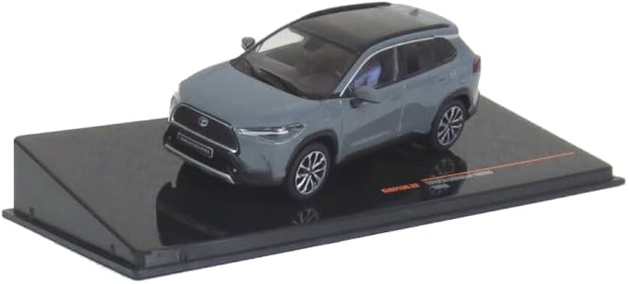 Amazon | イクソ 1/43 トヨタ カローラクロス 2022 グレー LHD 完成品