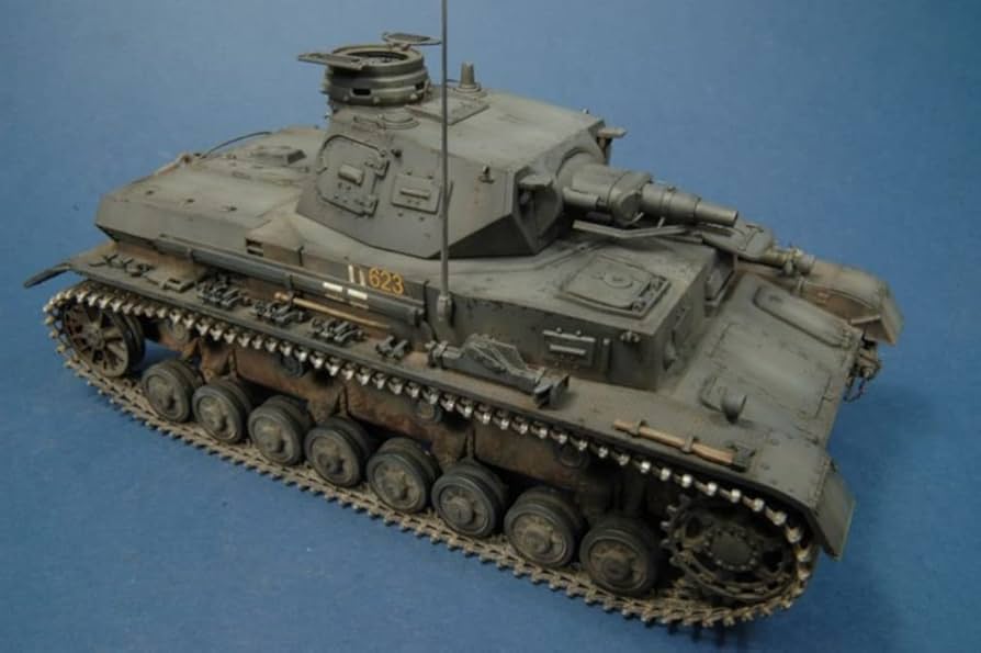 Amazon | ドラゴン 1/35 第二次世界大戦 ドイツ軍 IV号戦車C型