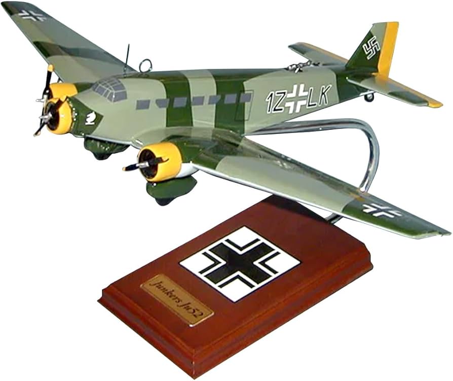 Amazon.com: Scalecraft Junkers JU-52 Luftwaffe Transport WWII