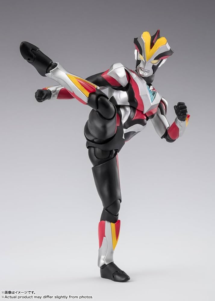 Amazon.co.jp: TAMASHII NATIONS S.H.フィギュアーツ ウルトラマン