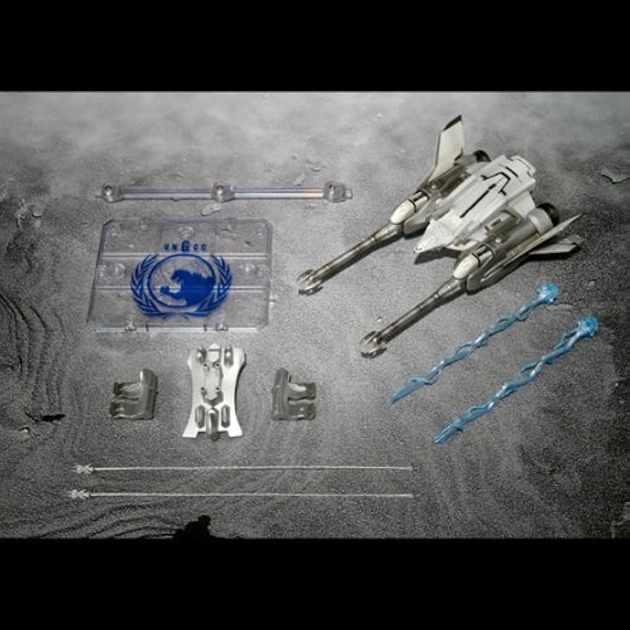 Amazon.co.jp: S.H.モンスターアーツ UX-01-92 ガルーダ ＆ メカゴジラ