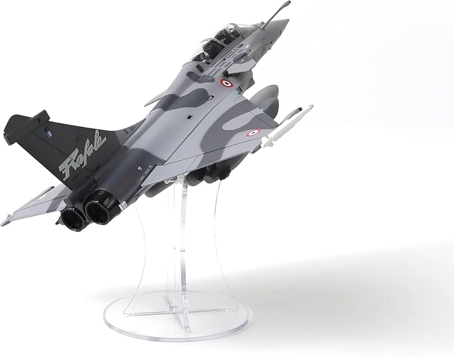 Amazon.com: NUOTIE 1/72 French Dassault Rafale B NATO Tiger