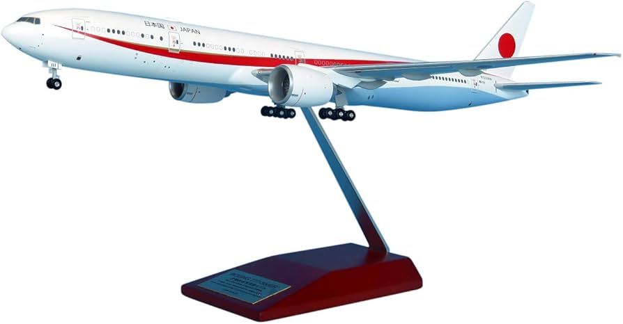 Amazon | 全日空商事 1/200 777-300ER 80-1111 次期政府専用機 (WiFi