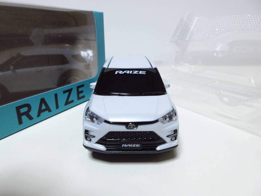 Amazon.co.jp: トヨタ 新型ライズ RAIZE プルバックカー 非売品