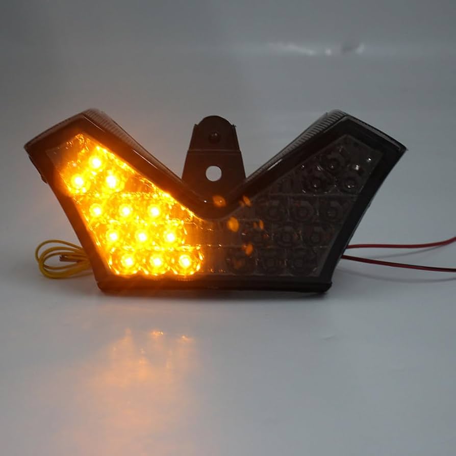 Amazon | GZYF LED テールライト ターンシグナル ブレーキランプ 互換