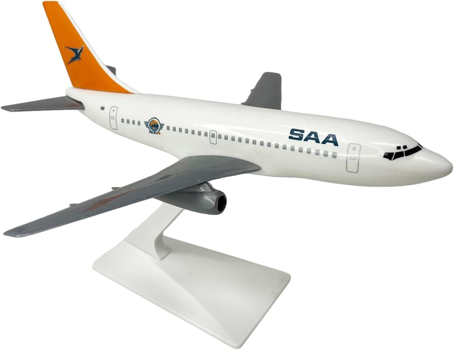 Amazon.com: Flight Miniatures South African Cargo 737-200 1:180